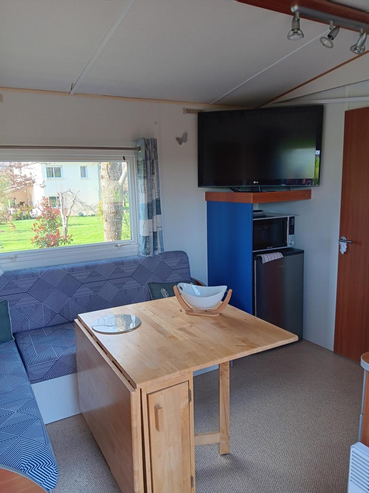 Mobilhome Cosy Au Calme De La Campagne Lombez Luaran gambar